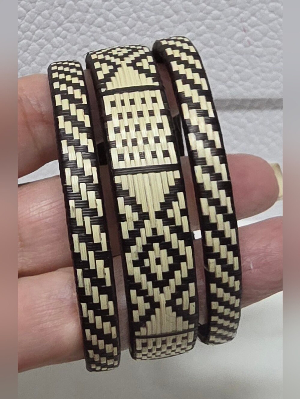 Handwoven Caña flecha cuff bracelet, - Picture 2 of 7